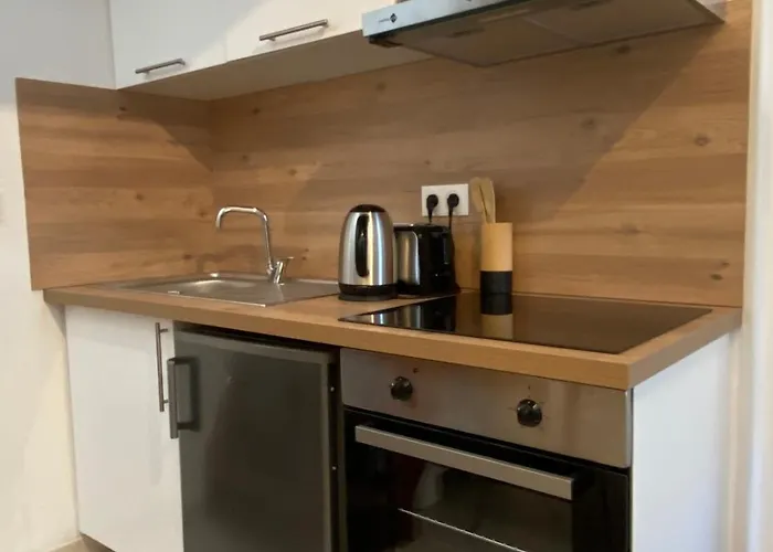 Petite Maison Independante A 7mn De La Douvres-la-Delivrande